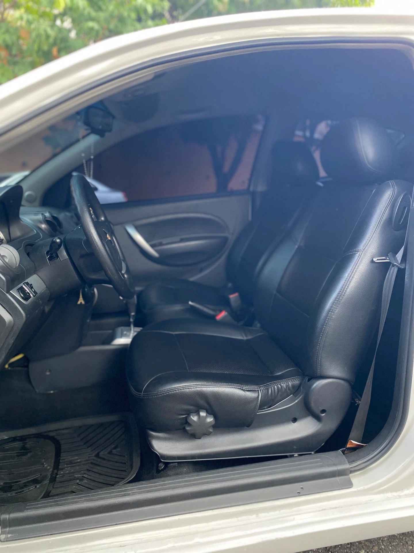 2014 Chevrolet Aveo Speed — foto 7