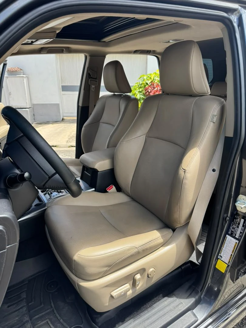 2020 Toyota 4Runner Limited — photo 7