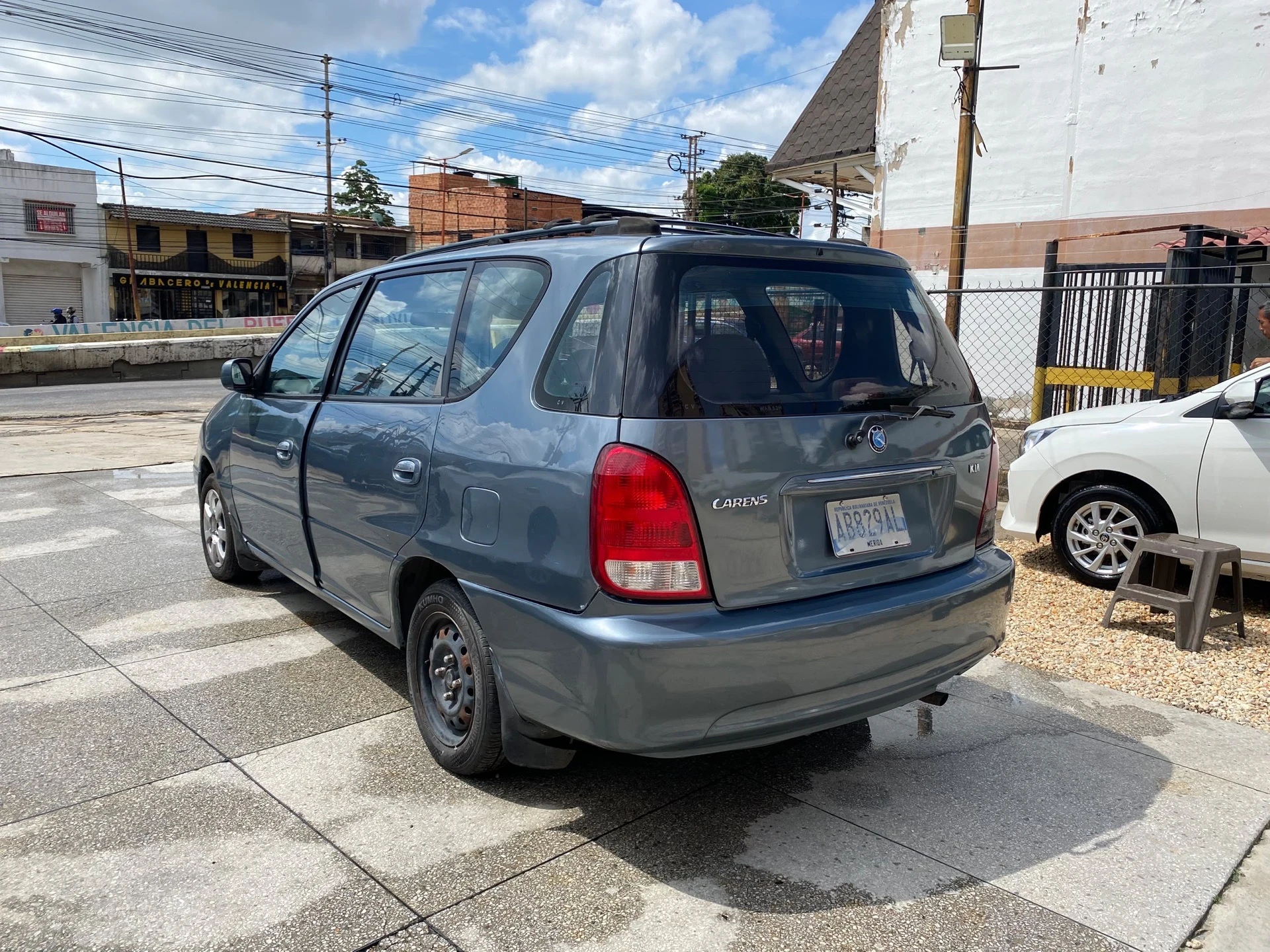 2002 Kia Carens LS — foto 4