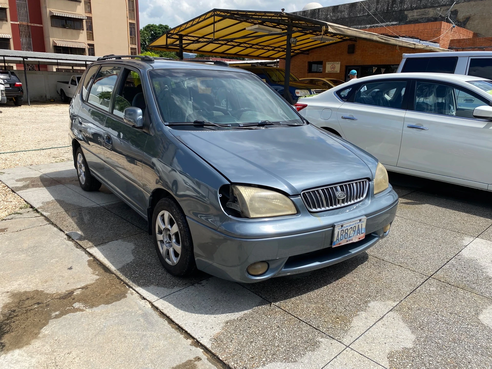 2002 Kia Carens LS — foto 7