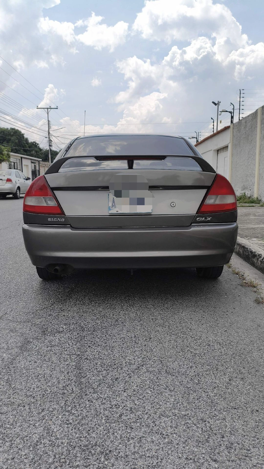 2009 Mitsubishi Signo GLX — foto 7