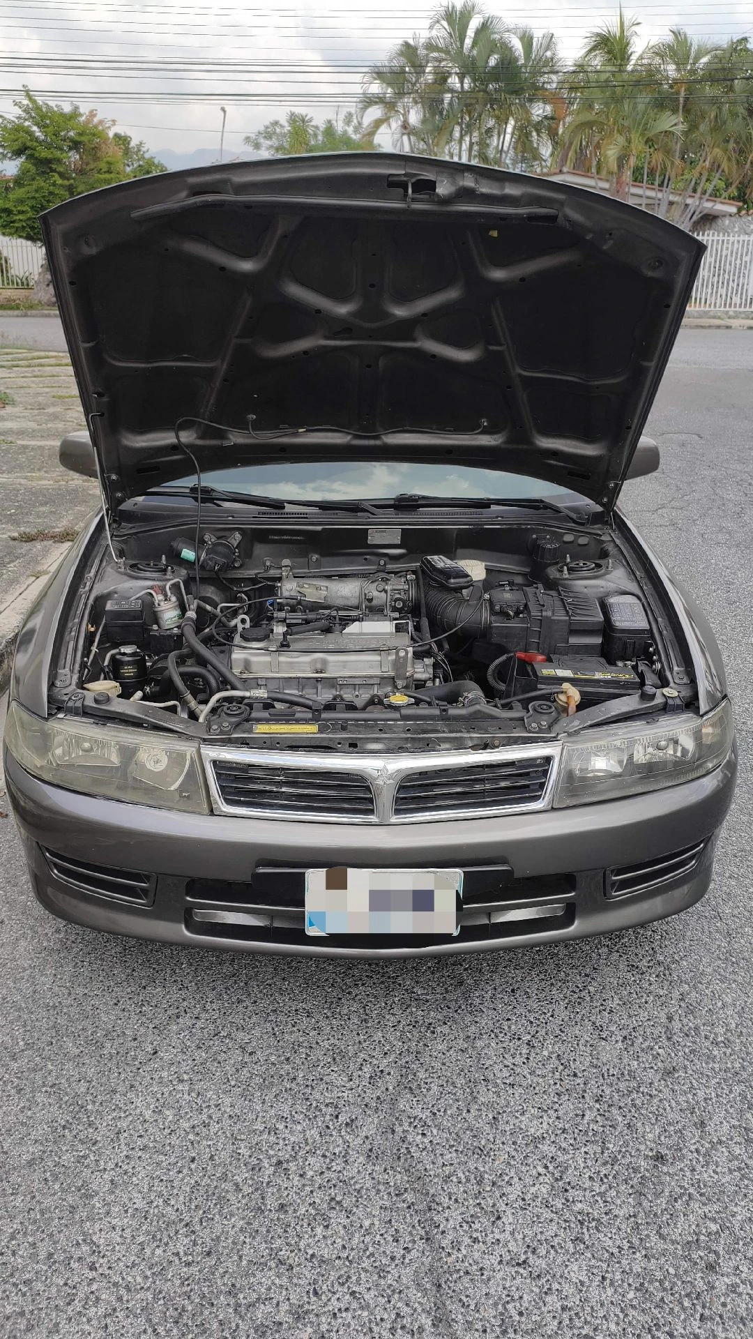 2009 Mitsubishi Signo GLX — foto 16