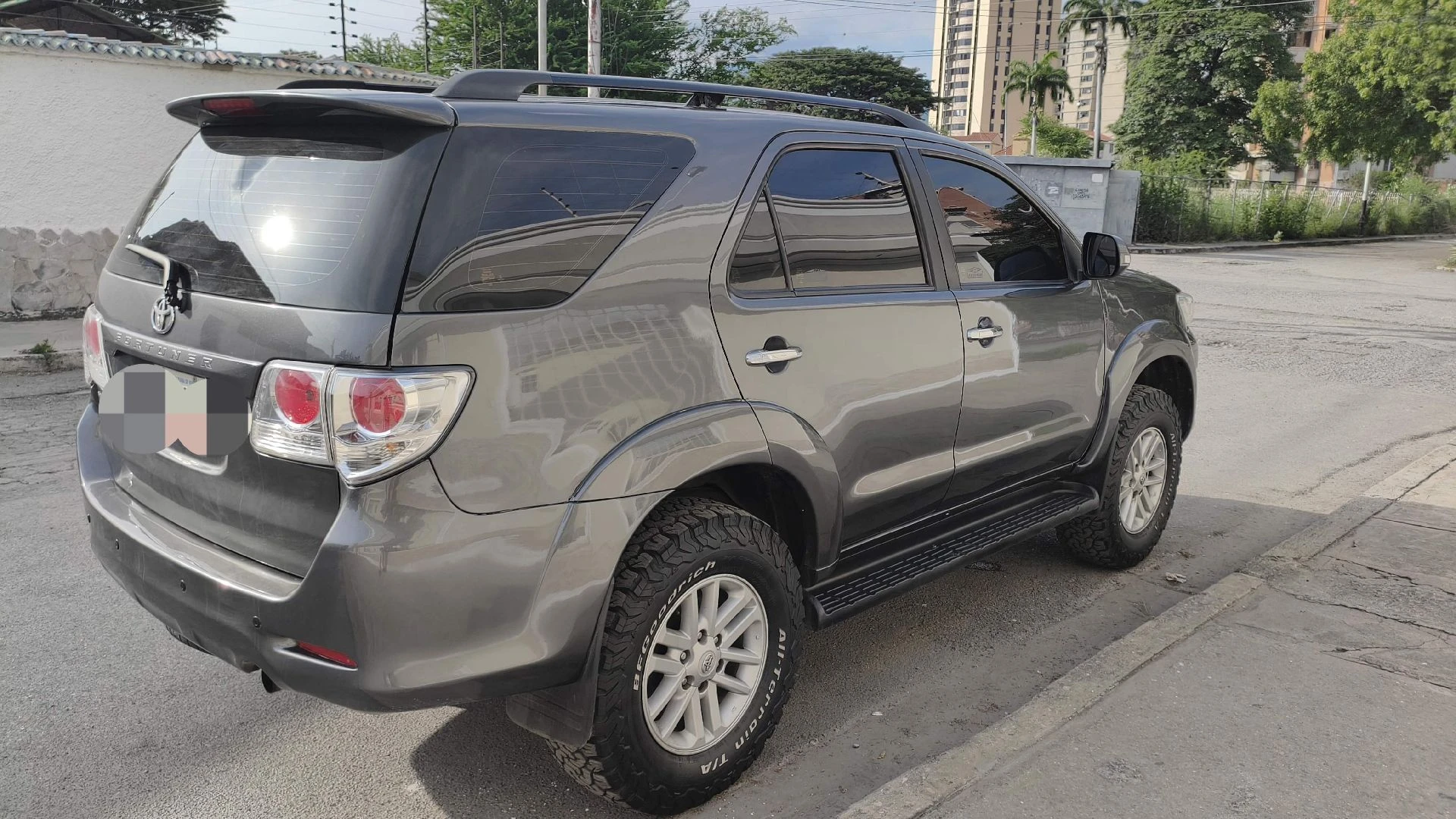 2013 Toyota Fortuner — foto 5