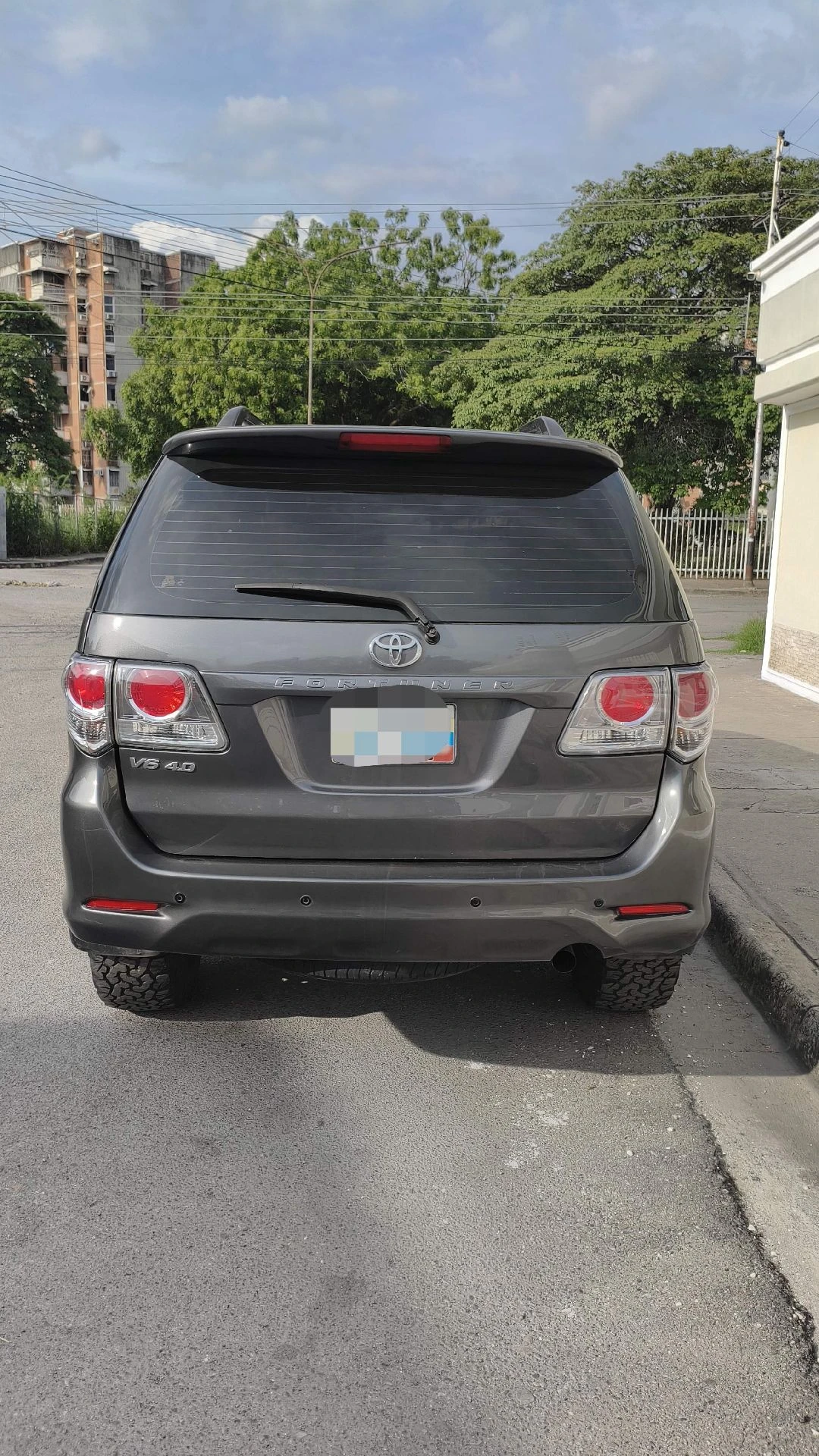 2013 Toyota Fortuner — foto 8
