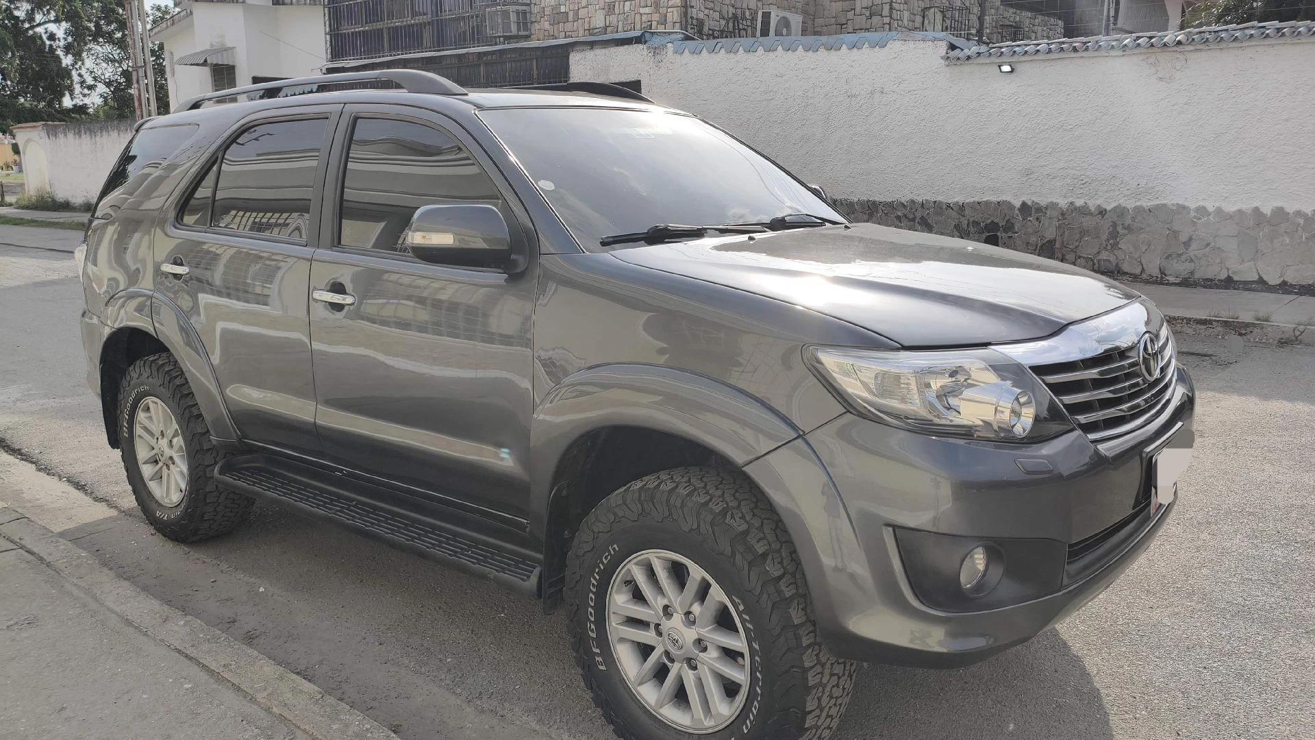 2013 Toyota Fortuner — foto 6
