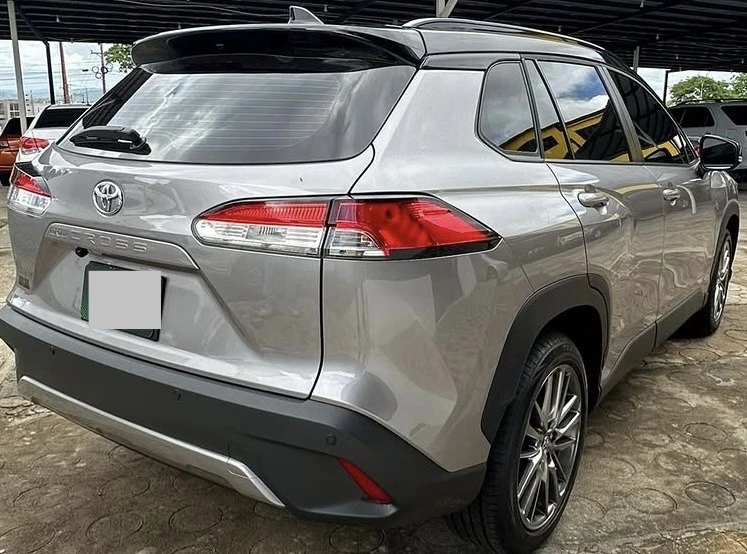 2025 Toyota Corolla Cross Élite edit — foto 3