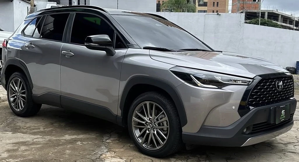 2025 Toyota Corolla Cross Élite edit
