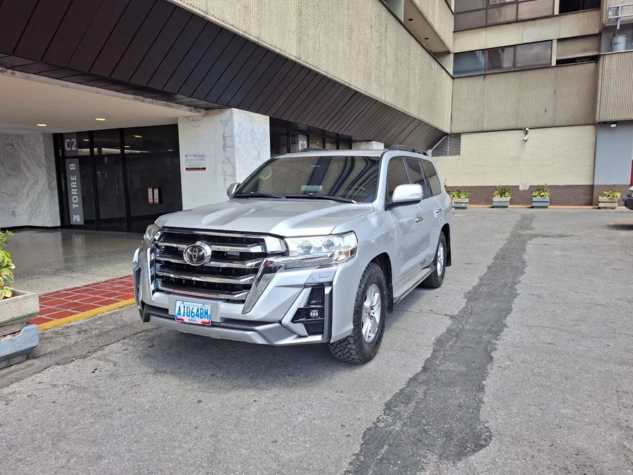 2016 Toyota Land Cruiser 200 Le — foto 4