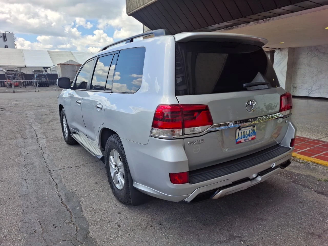2016 Toyota Land Cruiser 200 Le — foto 3