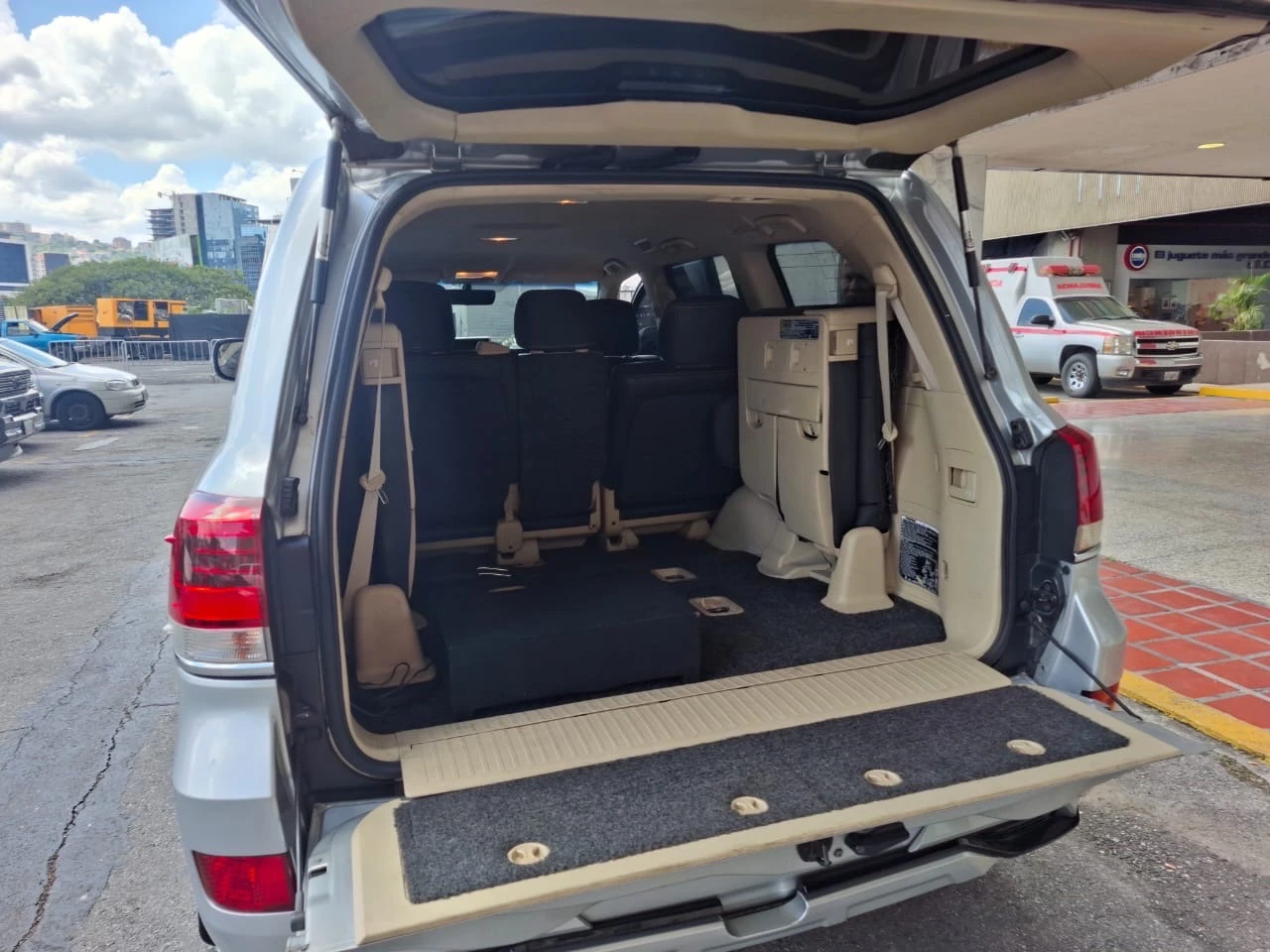 2016 Toyota Land Cruiser 200 Le — foto 9