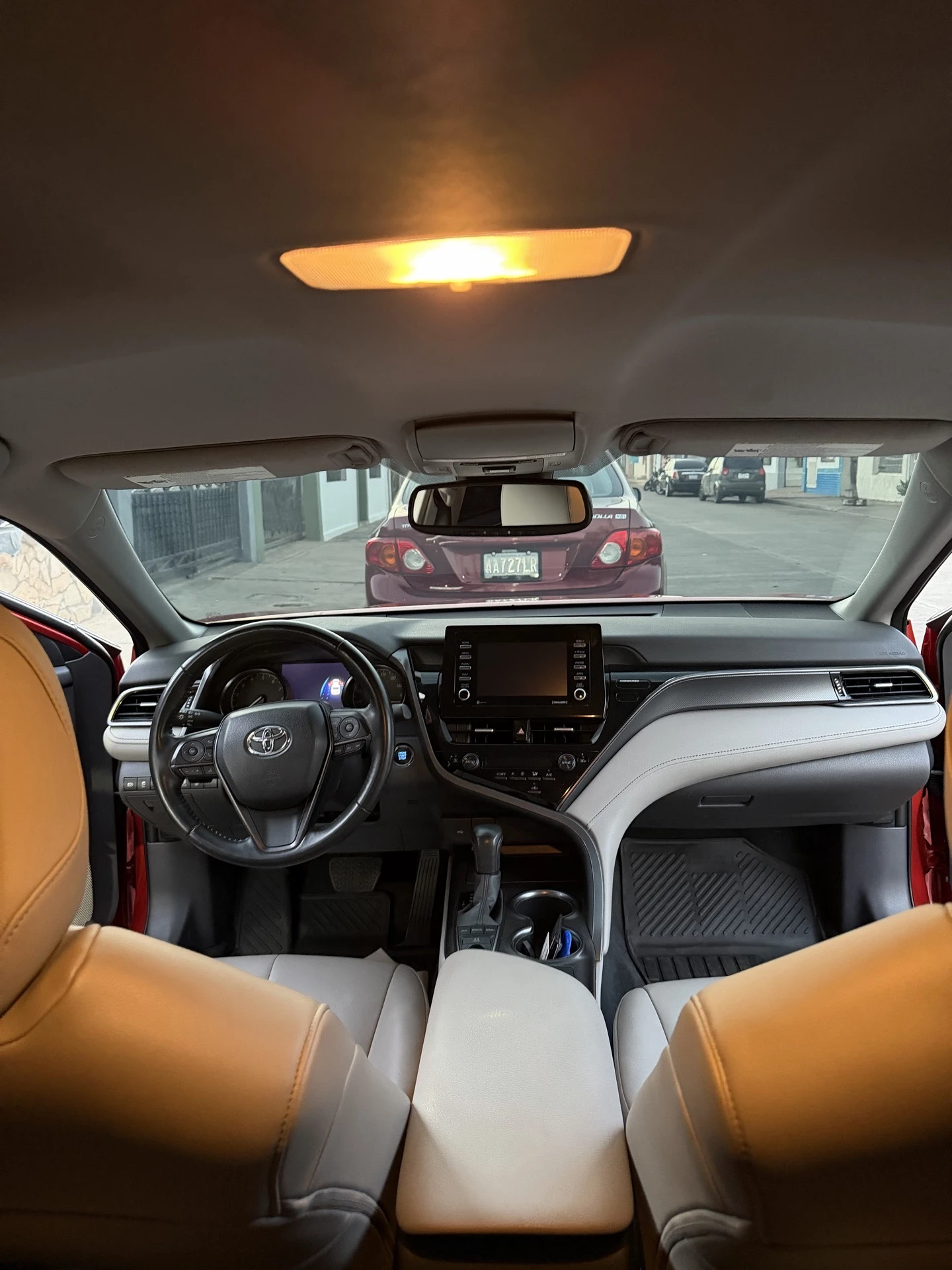2022 Toyota Camry SE AWD — foto 3