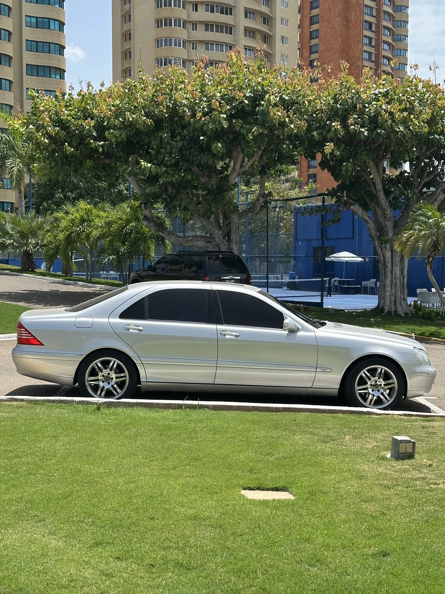 2001 Mercedes-Benz S-Class S500L versión Brabus B11 — foto 4