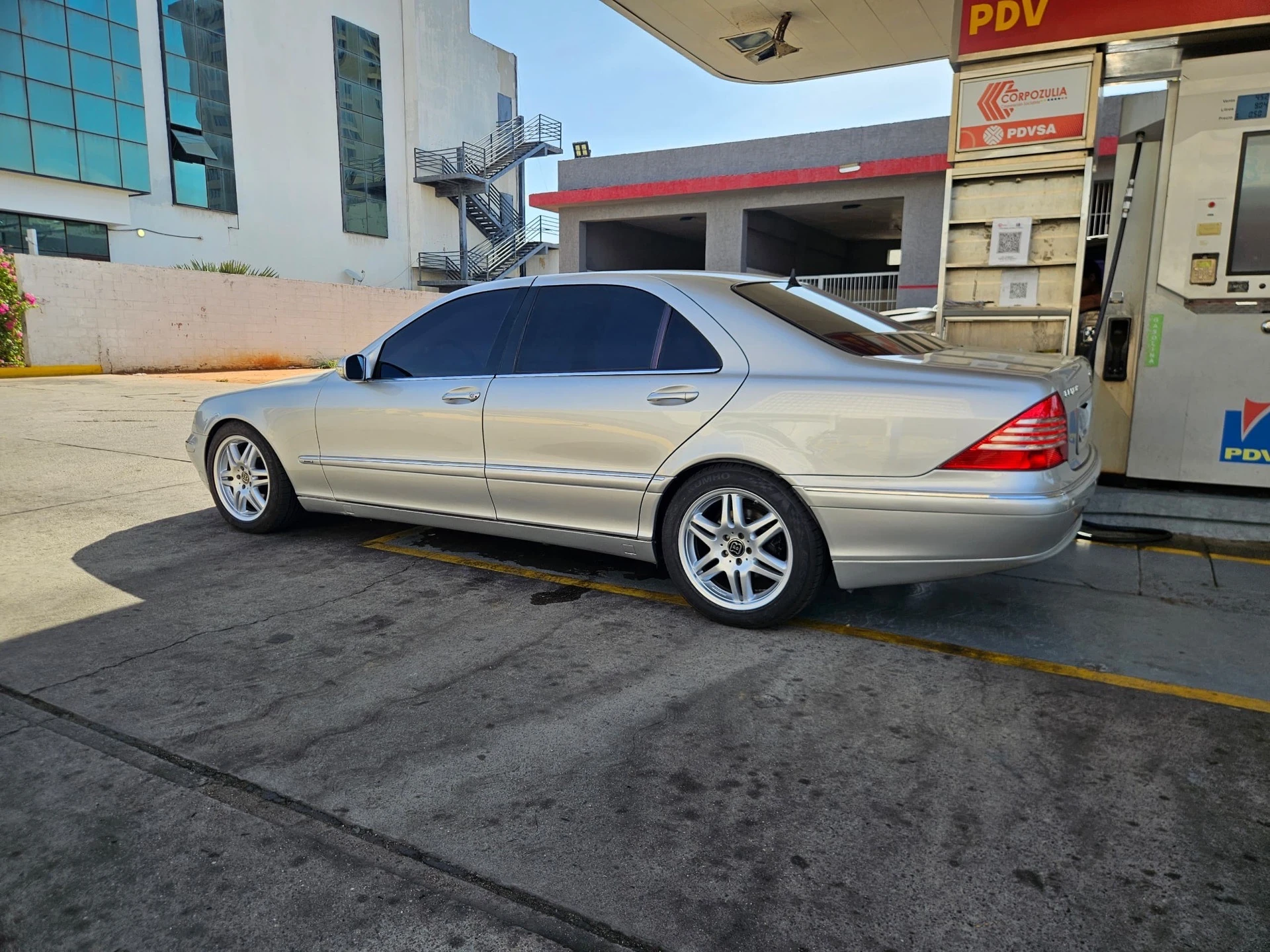 2001 Mercedes-Benz S-Class S500L versión Brabus B11 — foto 13