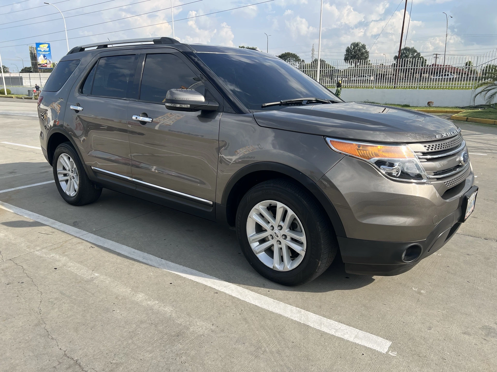 2013 Ford Explorer Limited 4x4 — foto 5