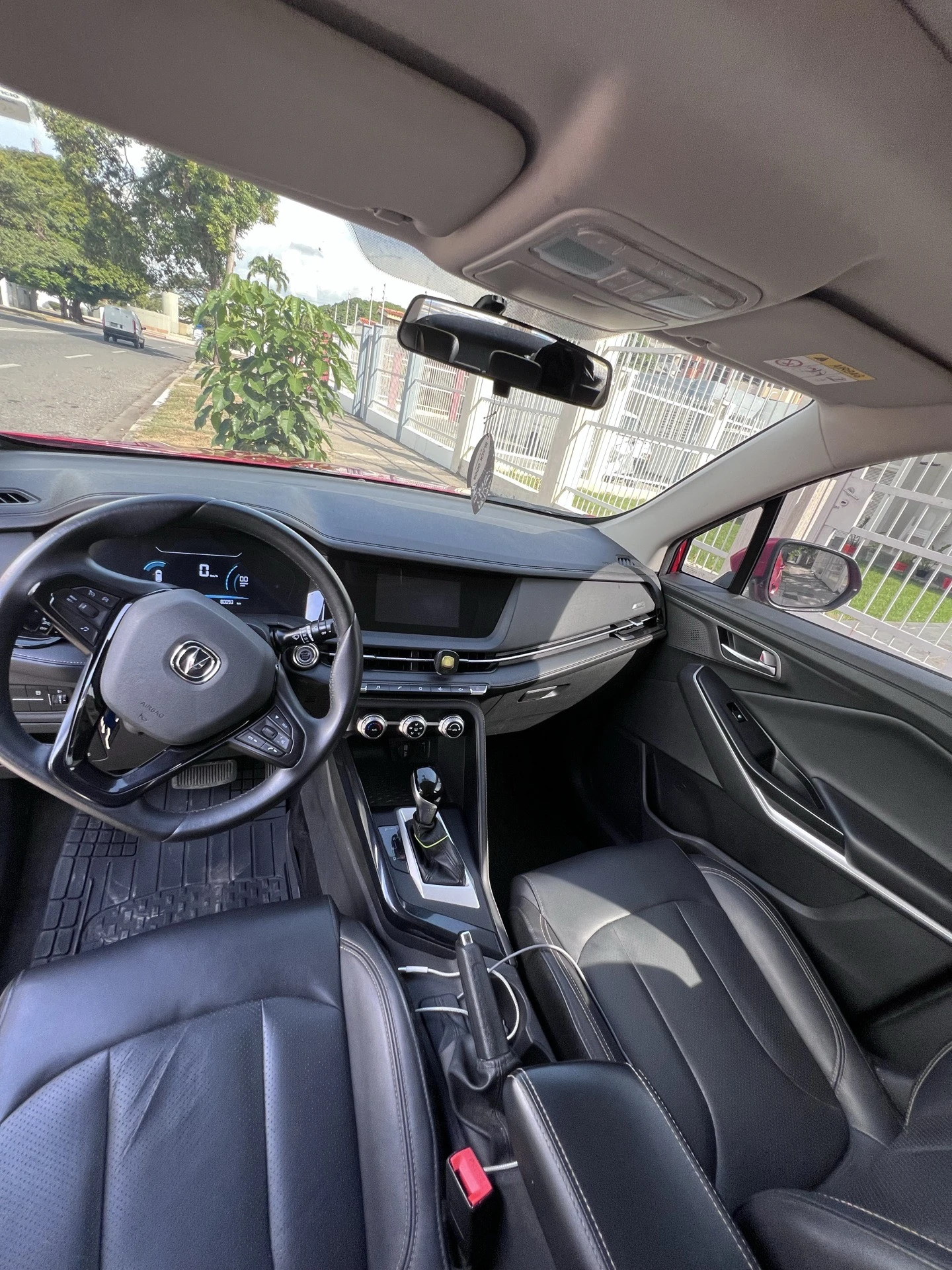 2023 Changan CS15 — foto 15
