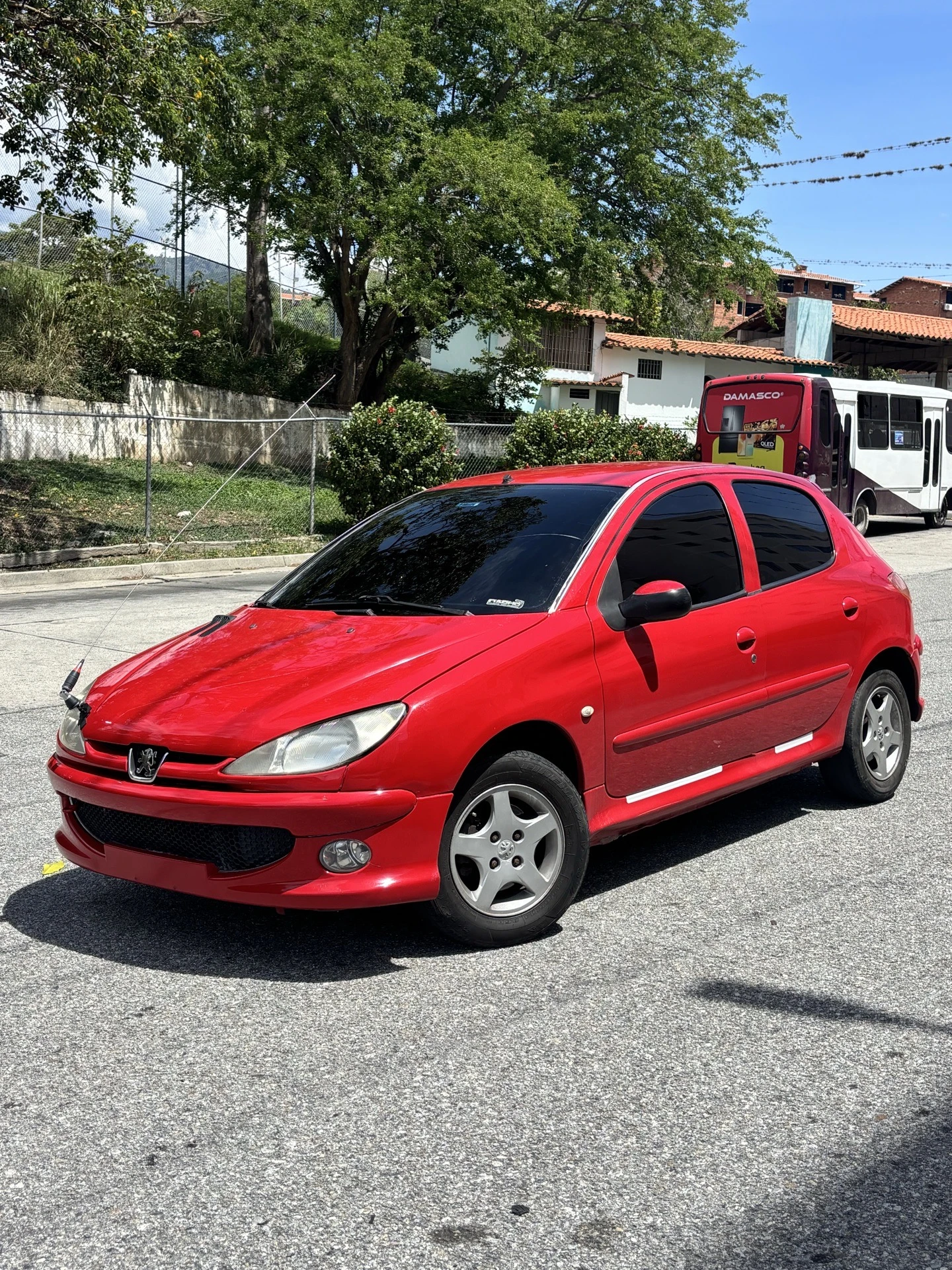 2009 Peugeot 206 — foto 2