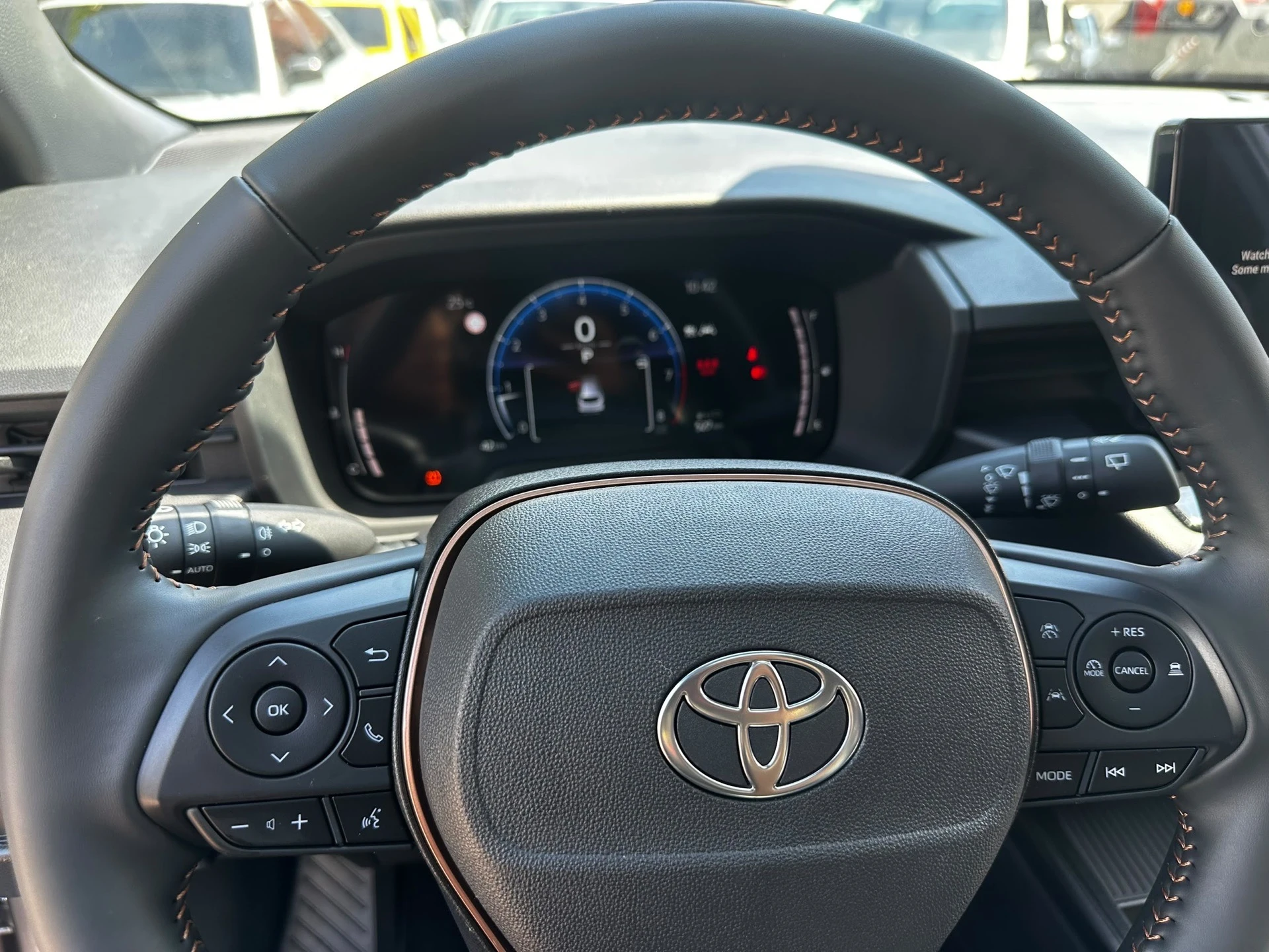 2026 Toyota Corolla Cross Élite — photo 5