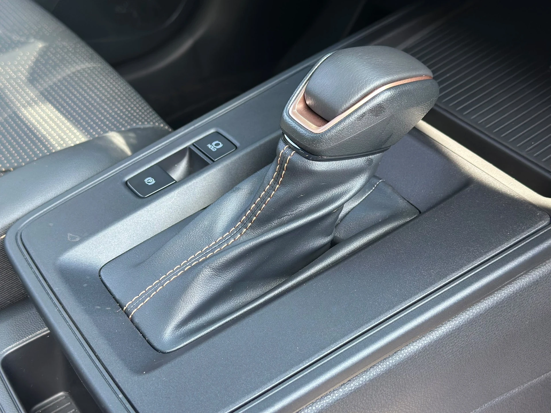 2026 Toyota Corolla Cross Élite — photo 9