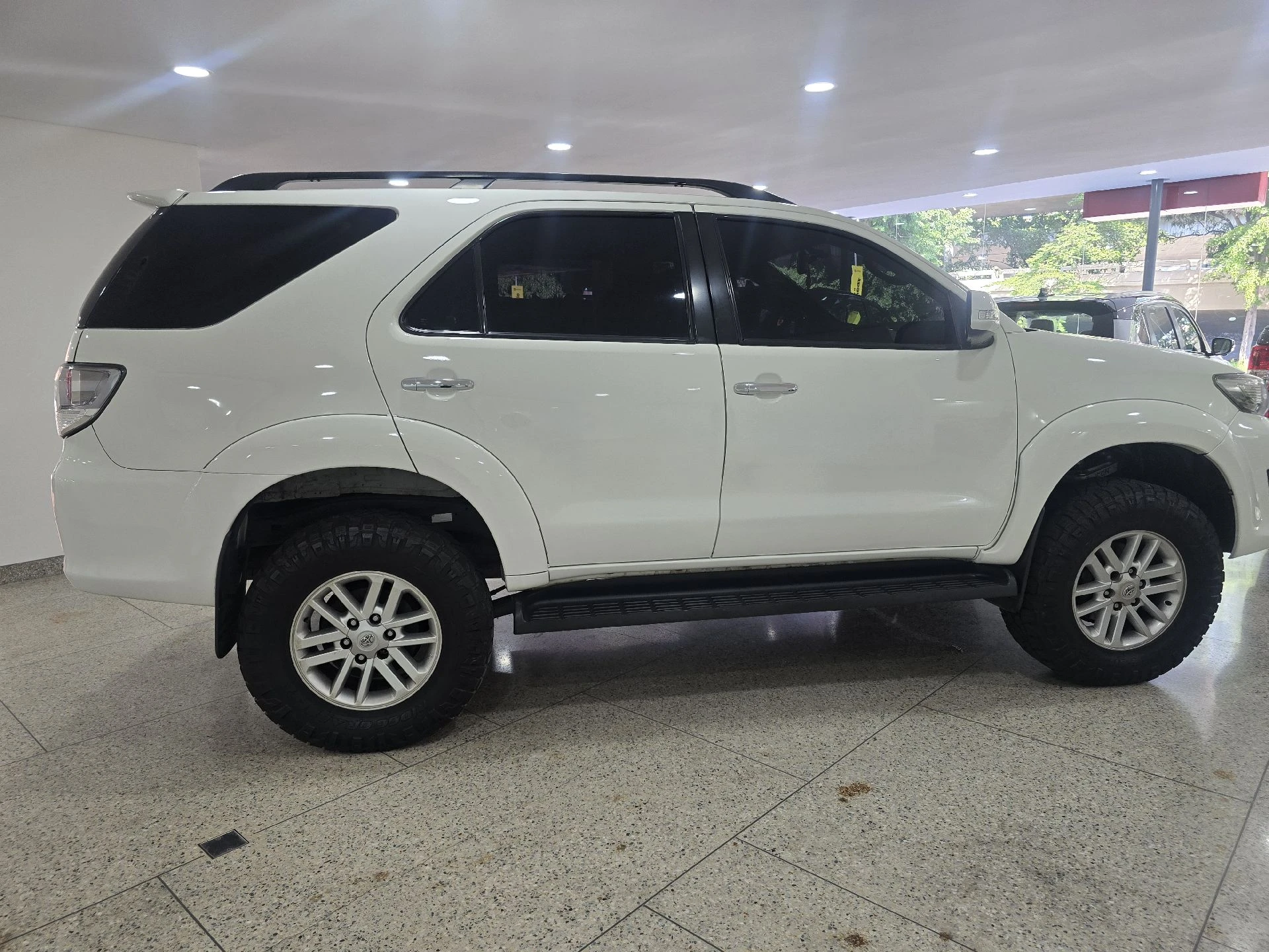 2015 Toyota Fortuner 4x4 — foto 3