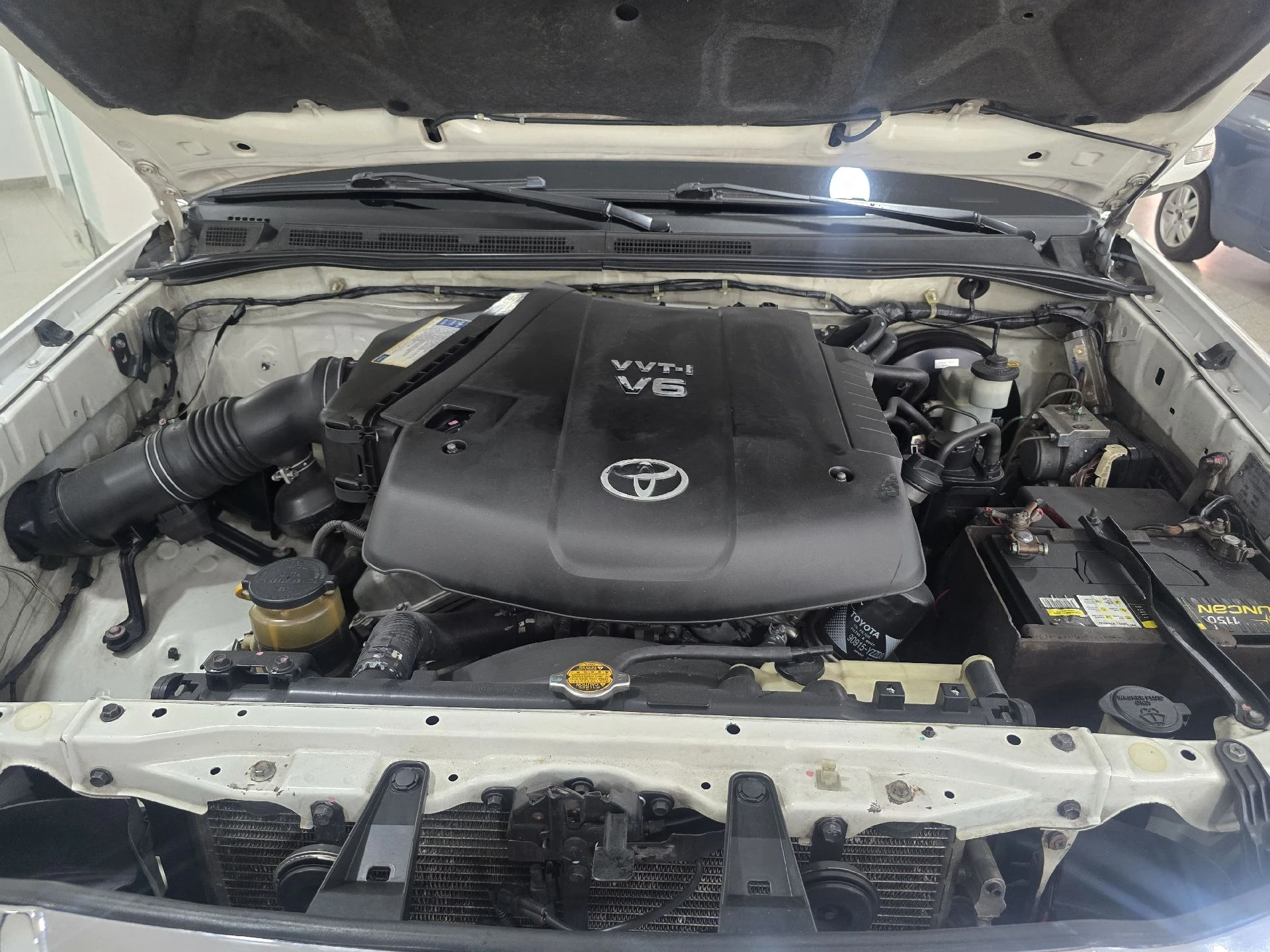2015 Toyota Fortuner 4x4 — foto 8
