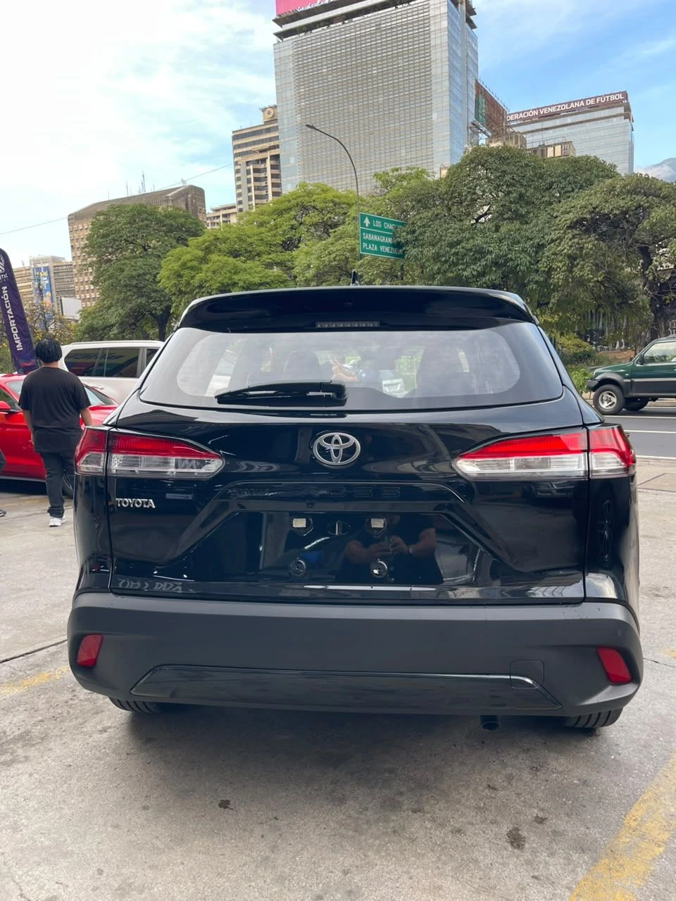 2026 Toyota Corolla Cross Élite — photo 6