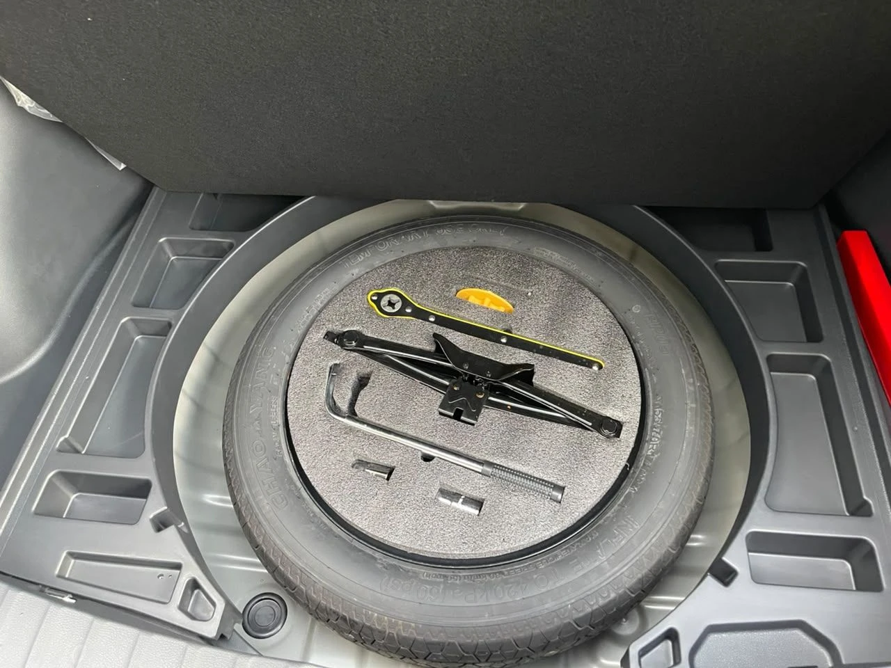 2026 Toyota Corolla Cross Élite — photo 8