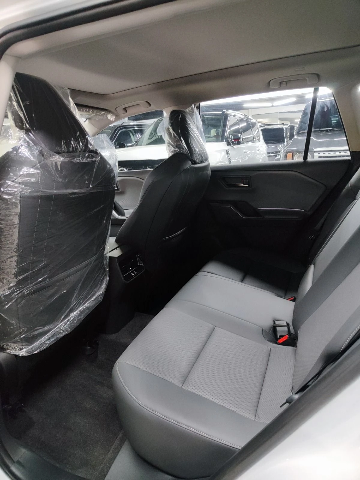 2026 Toyota RAV4 — foto 4