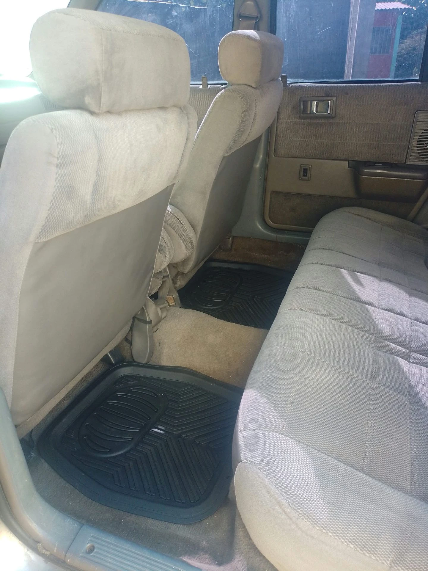 1994 Chrysler Spirit — foto 2