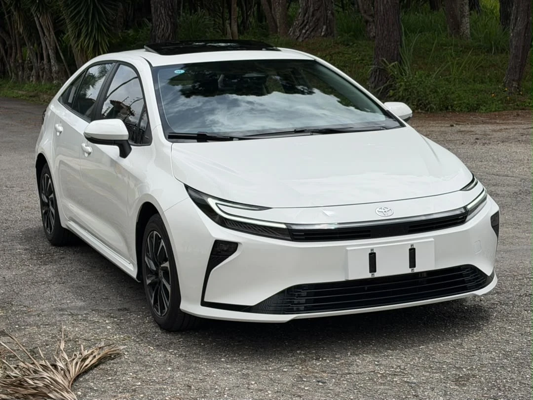 2026 Toyota Corolla 1.8 Hybrid — foto 2