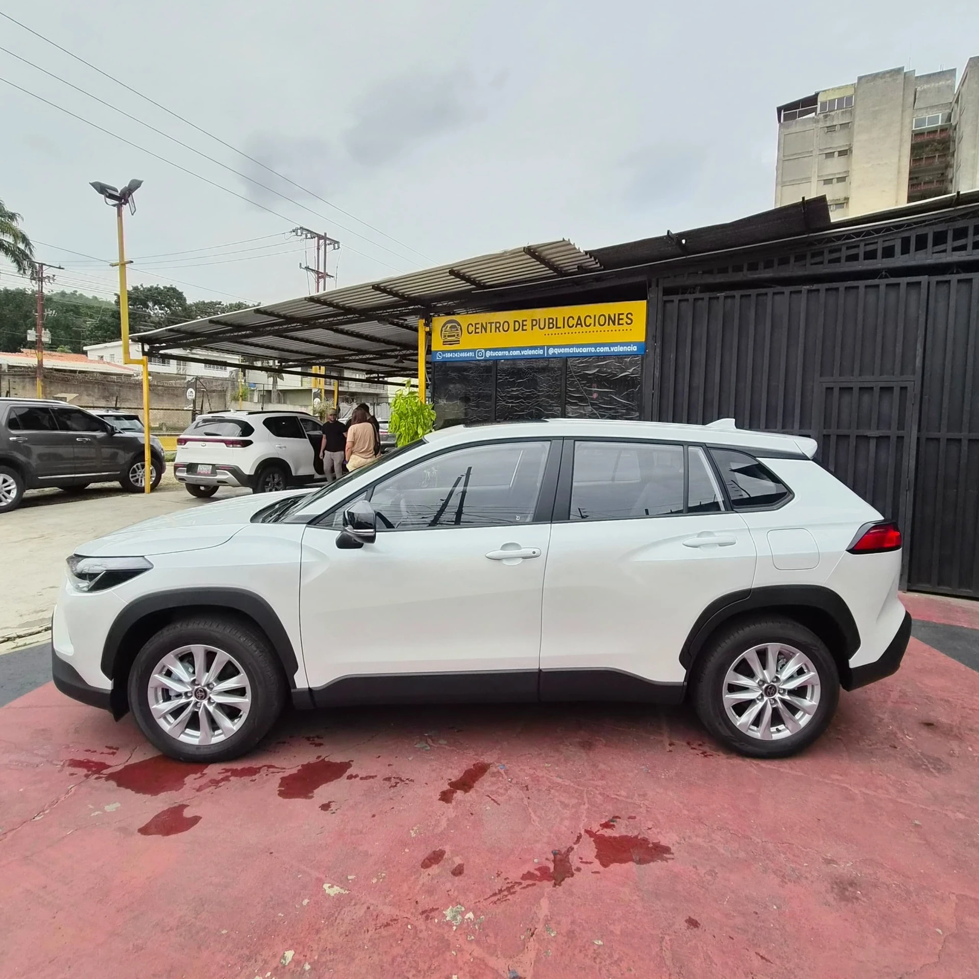 2026 Toyota Corolla Cross Élite — foto 2