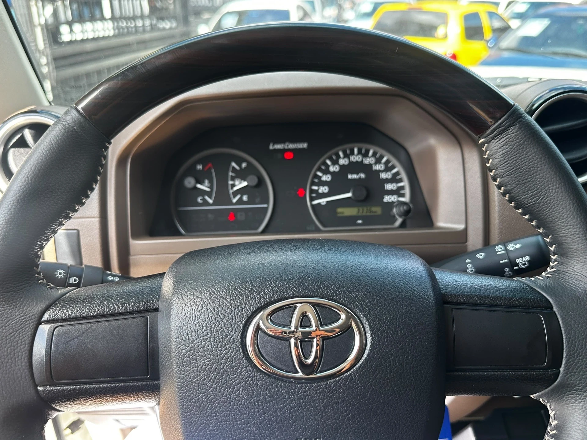 2022 Toyota Macho 70 ANNIVERSARY — foto 9