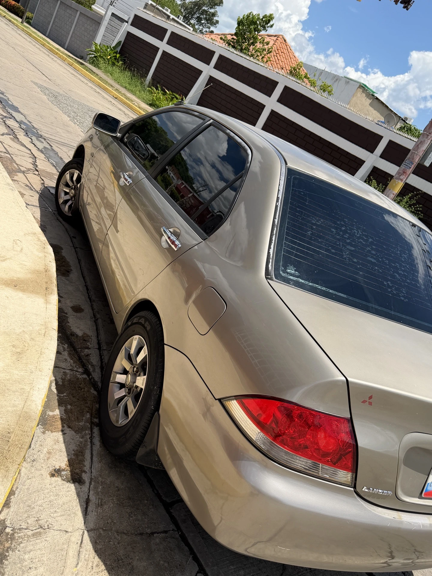 2007 Mitsubishi Lancer Glx — foto 3