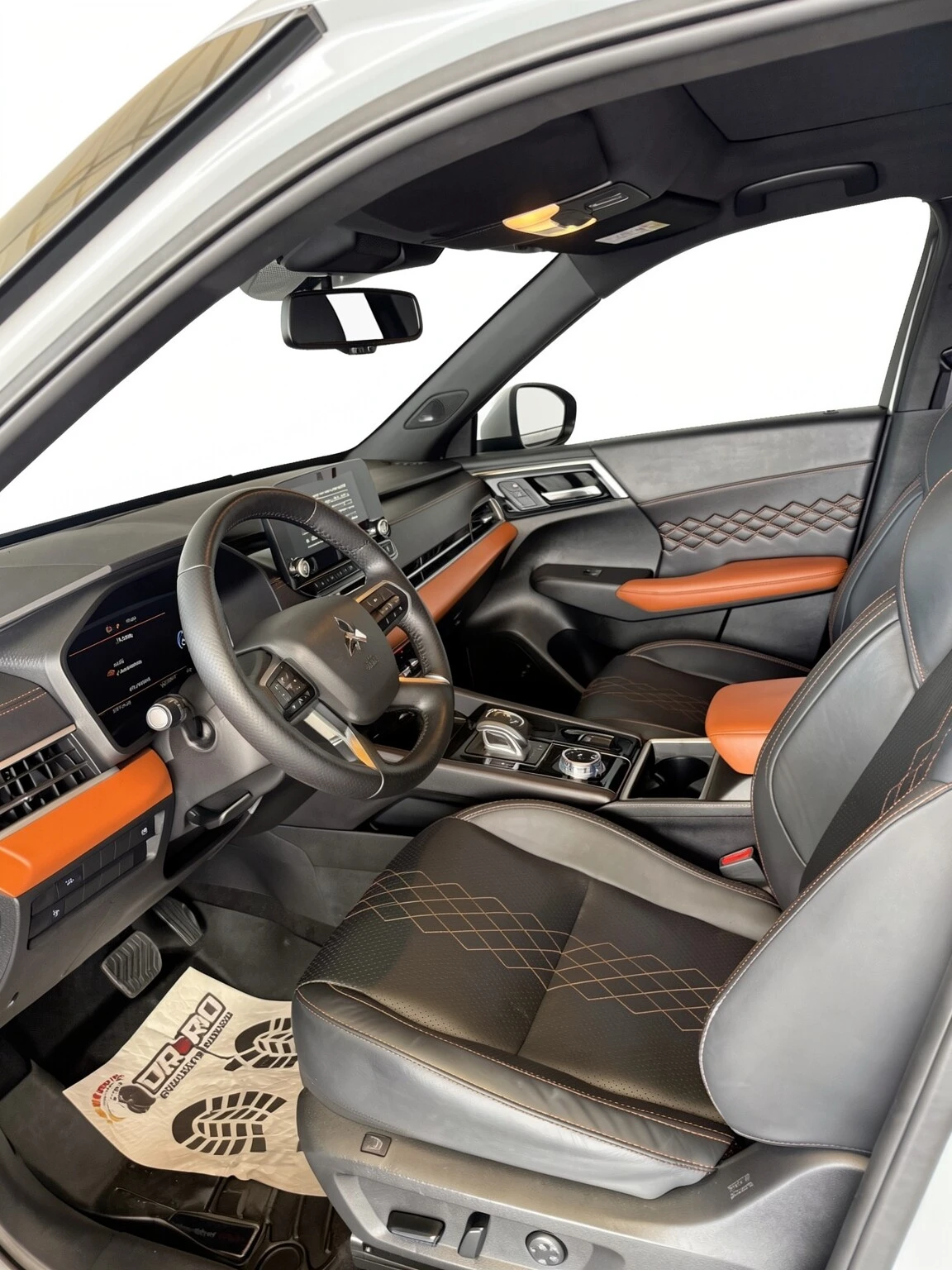 2025 Mitsubishi Outlander GLS — foto 9