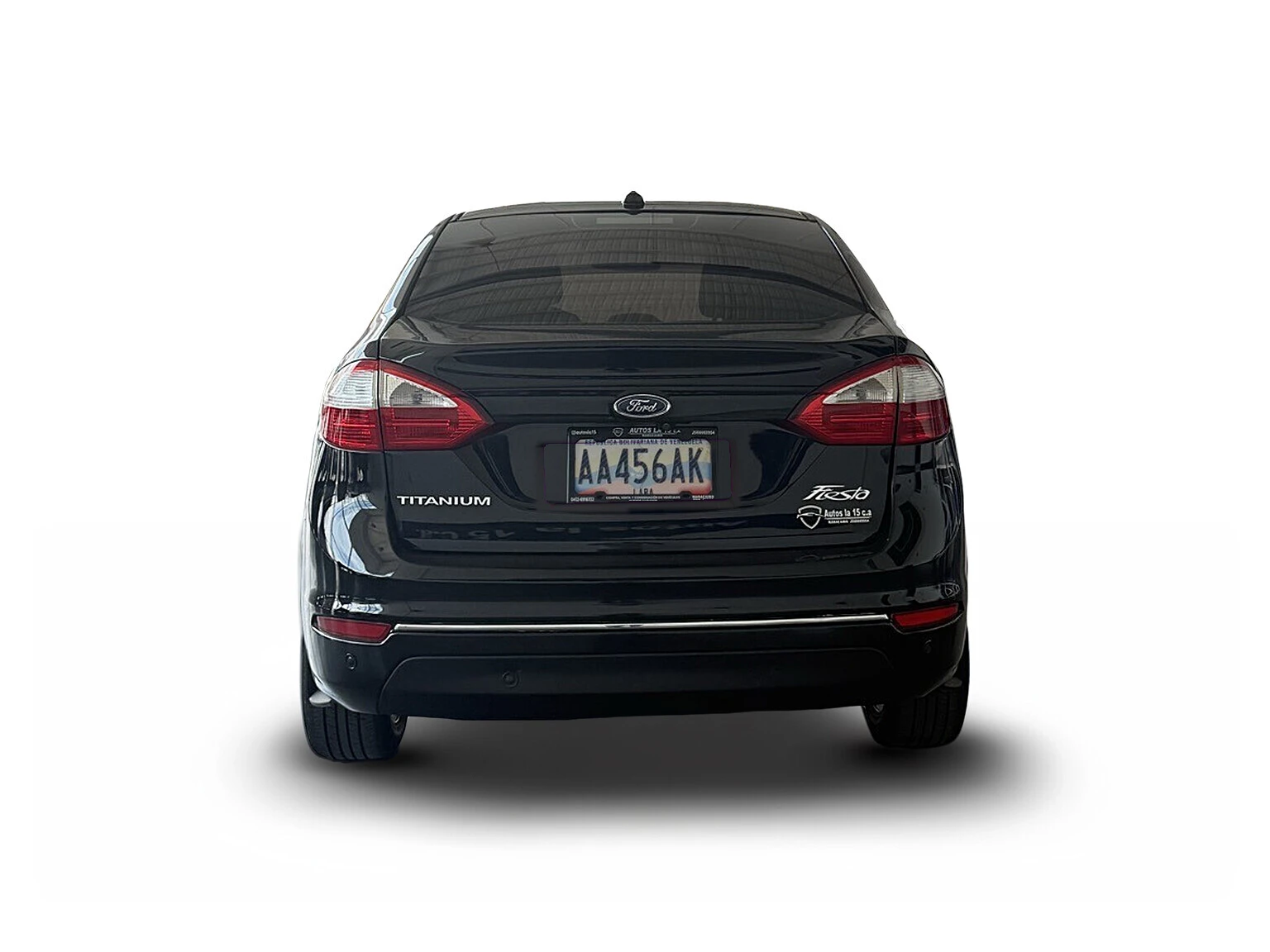 2016 Ford Fiesta Titanium — foto 4