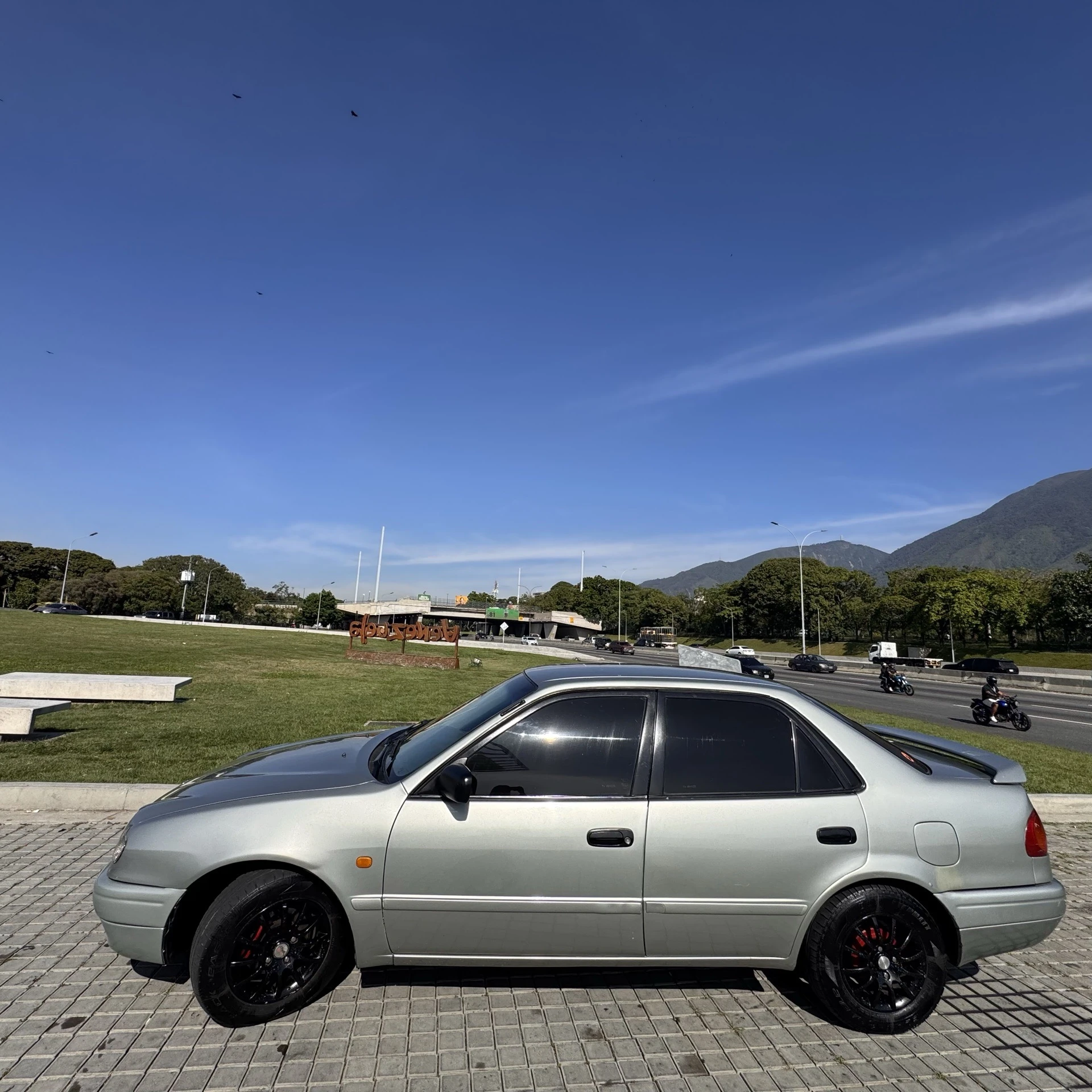 1999 Toyota Corolla Sapito — foto 3
