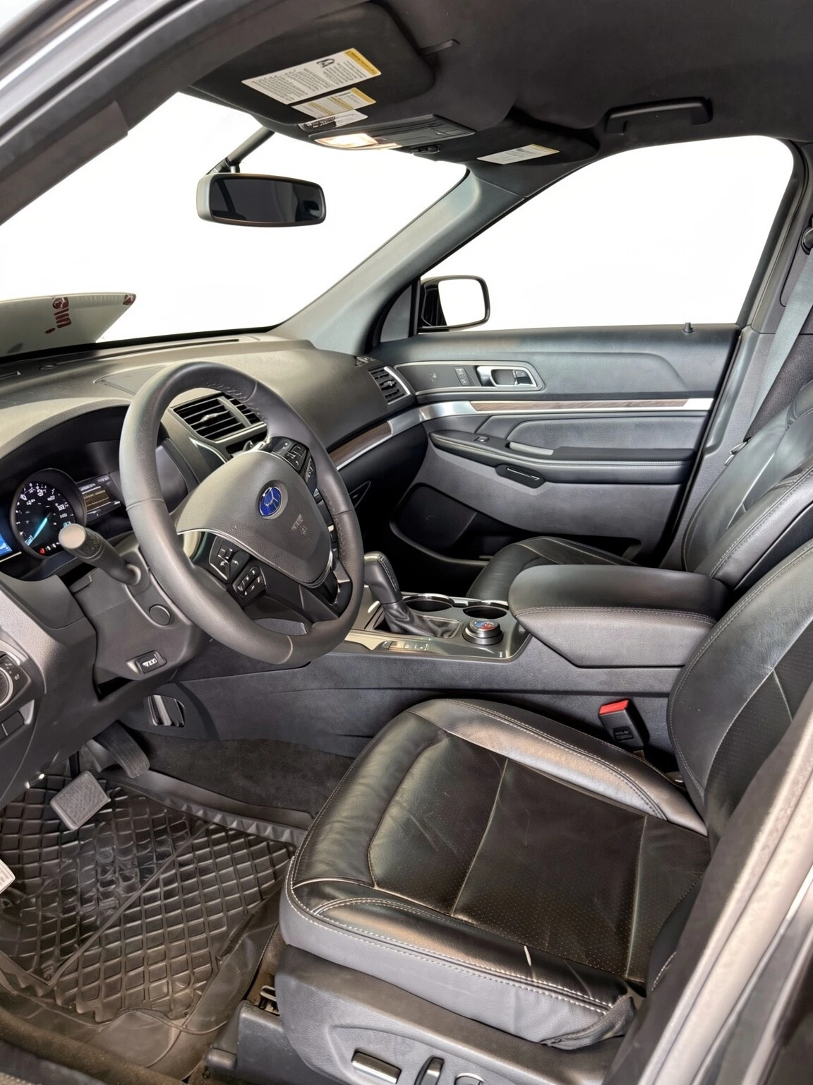 2016 Ford Explorer Limited — foto 5