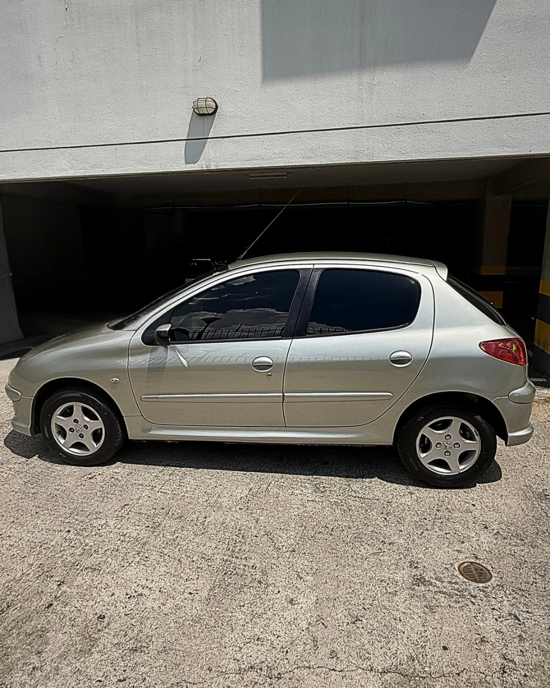 2008 Peugeot 206 Hatchback Premium — foto 3