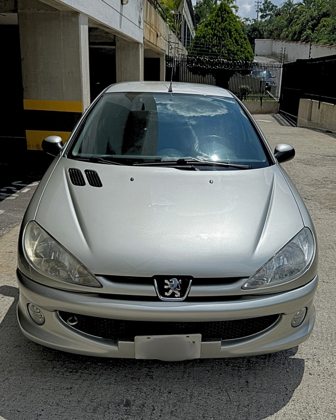 2008 Peugeot 206 Hatchback Premium — foto 2
