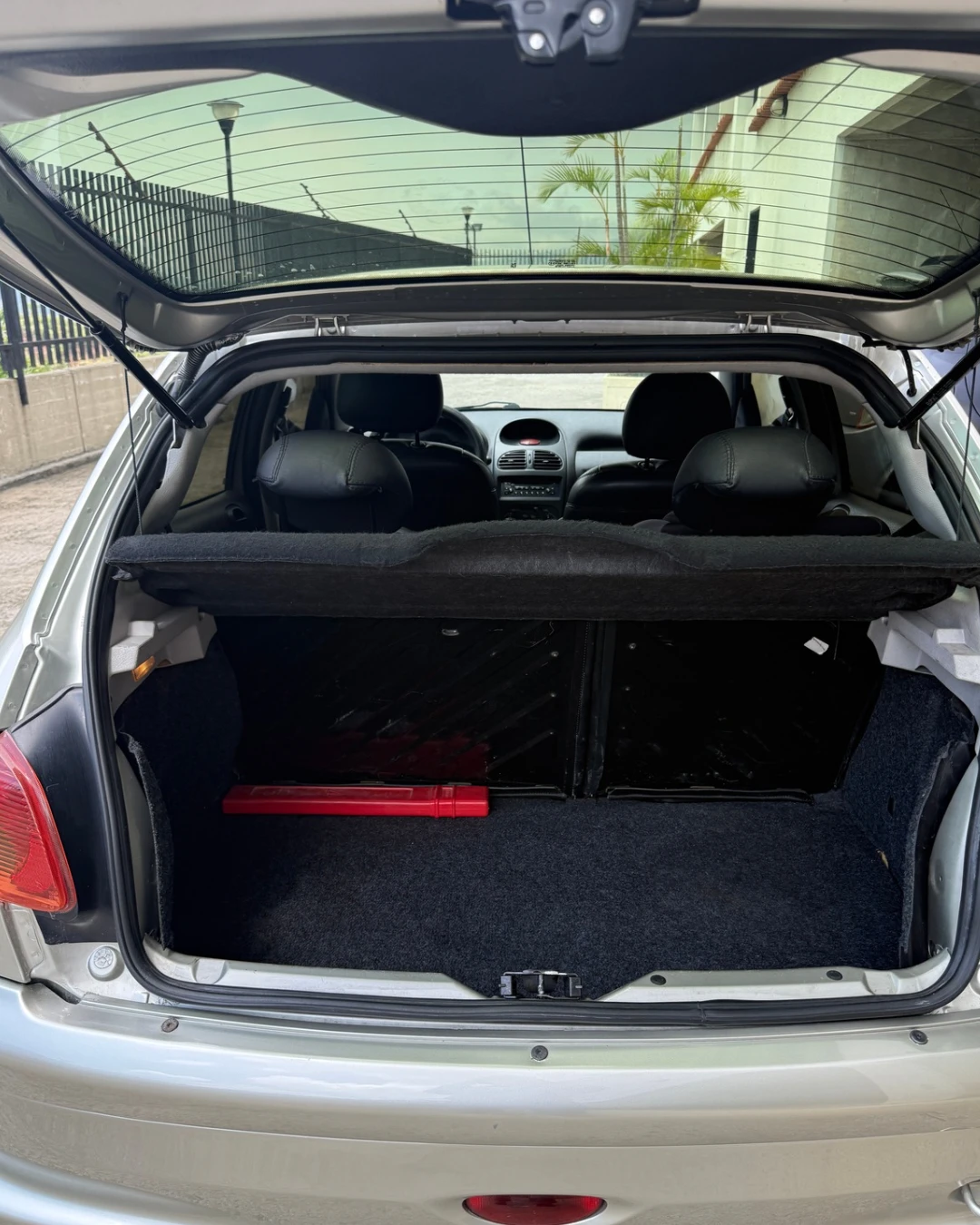 2008 Peugeot 206 Hatchback Premium — foto 11