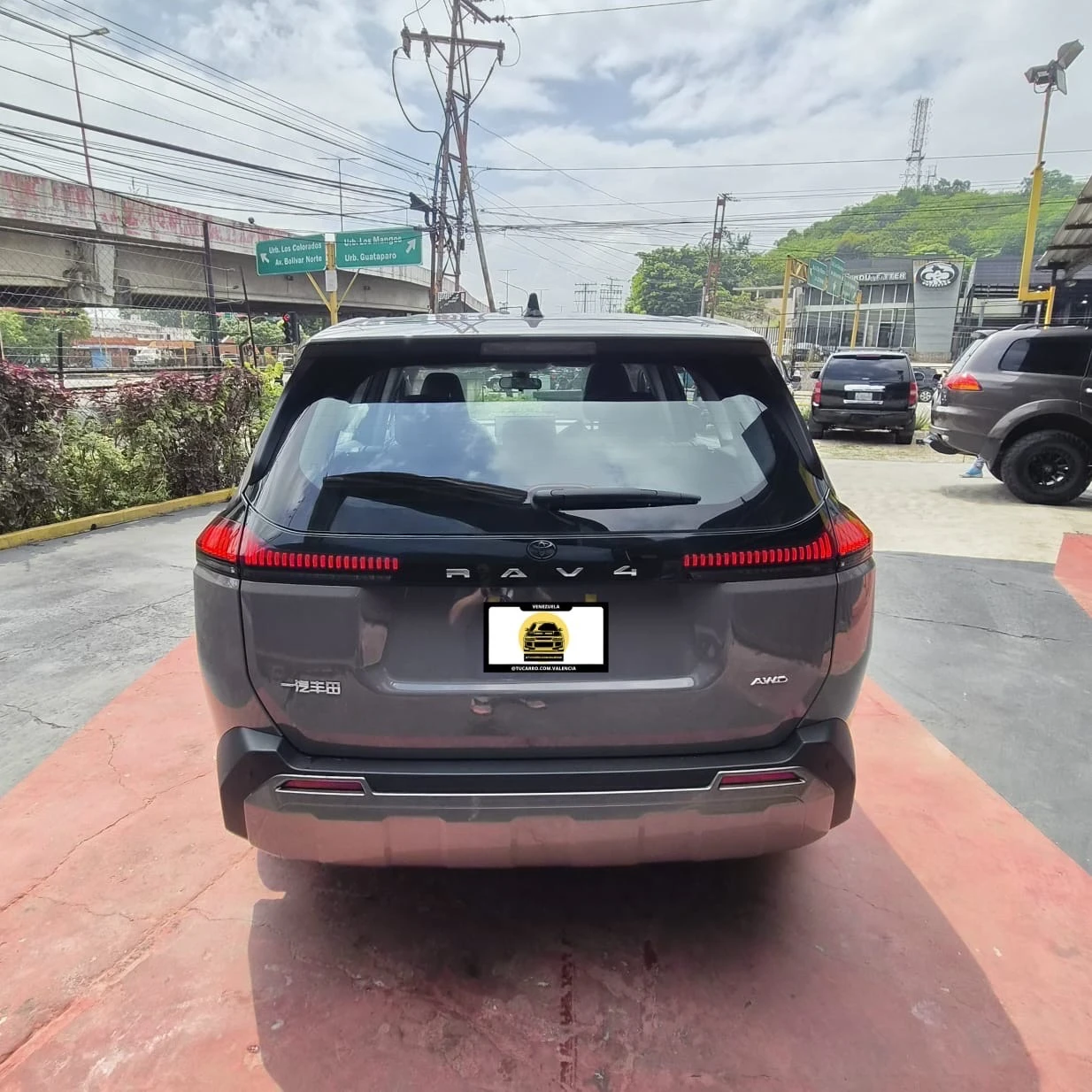 2026 Toyota RAV4 Delux — foto 5
