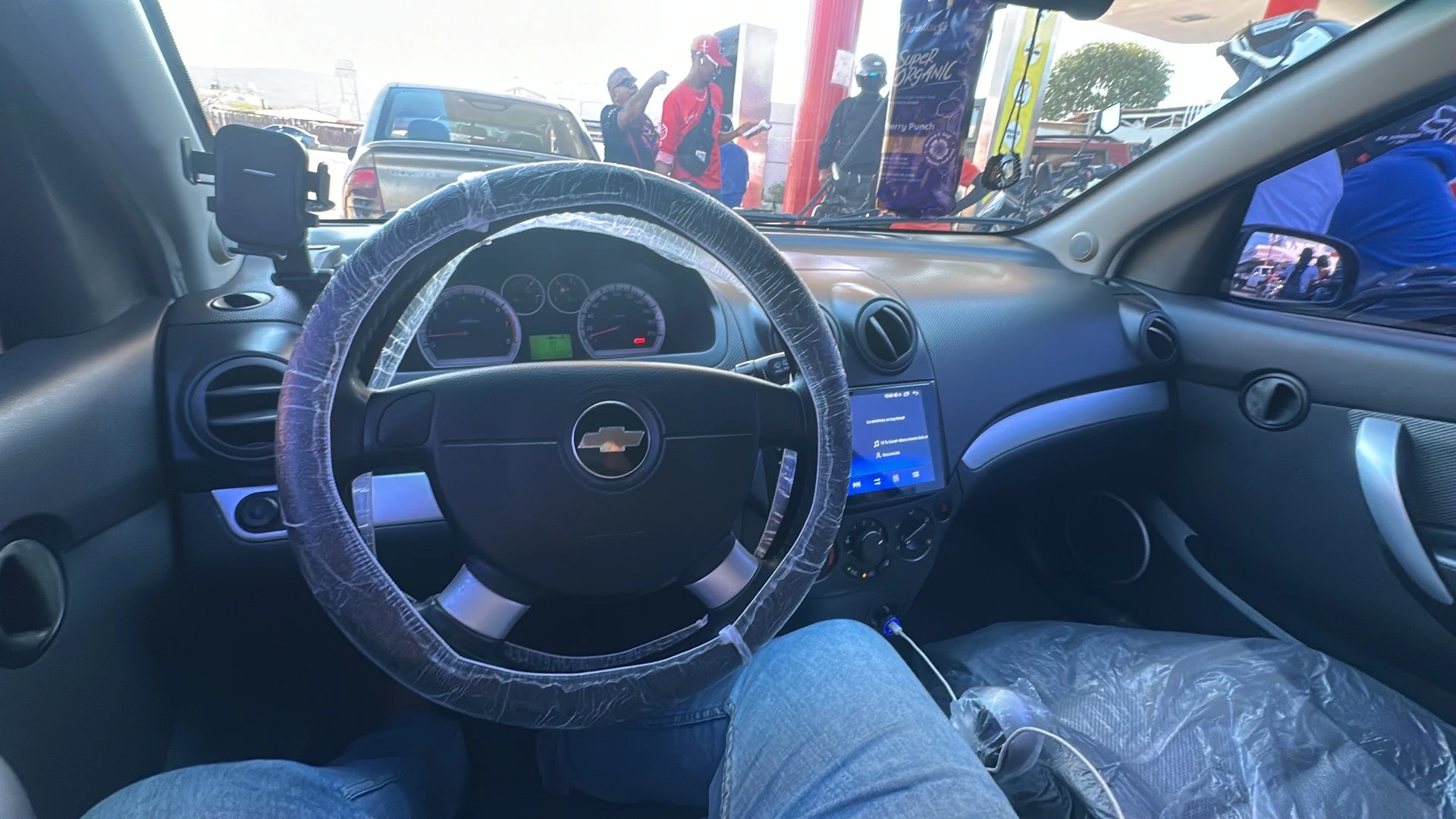 2015 Chevrolet Aveo Speed — foto 4