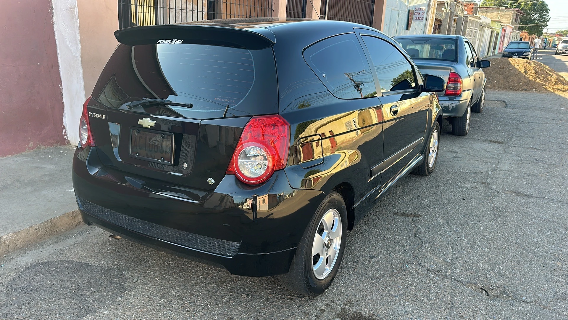 2015 Chevrolet Aveo Speed — foto 3