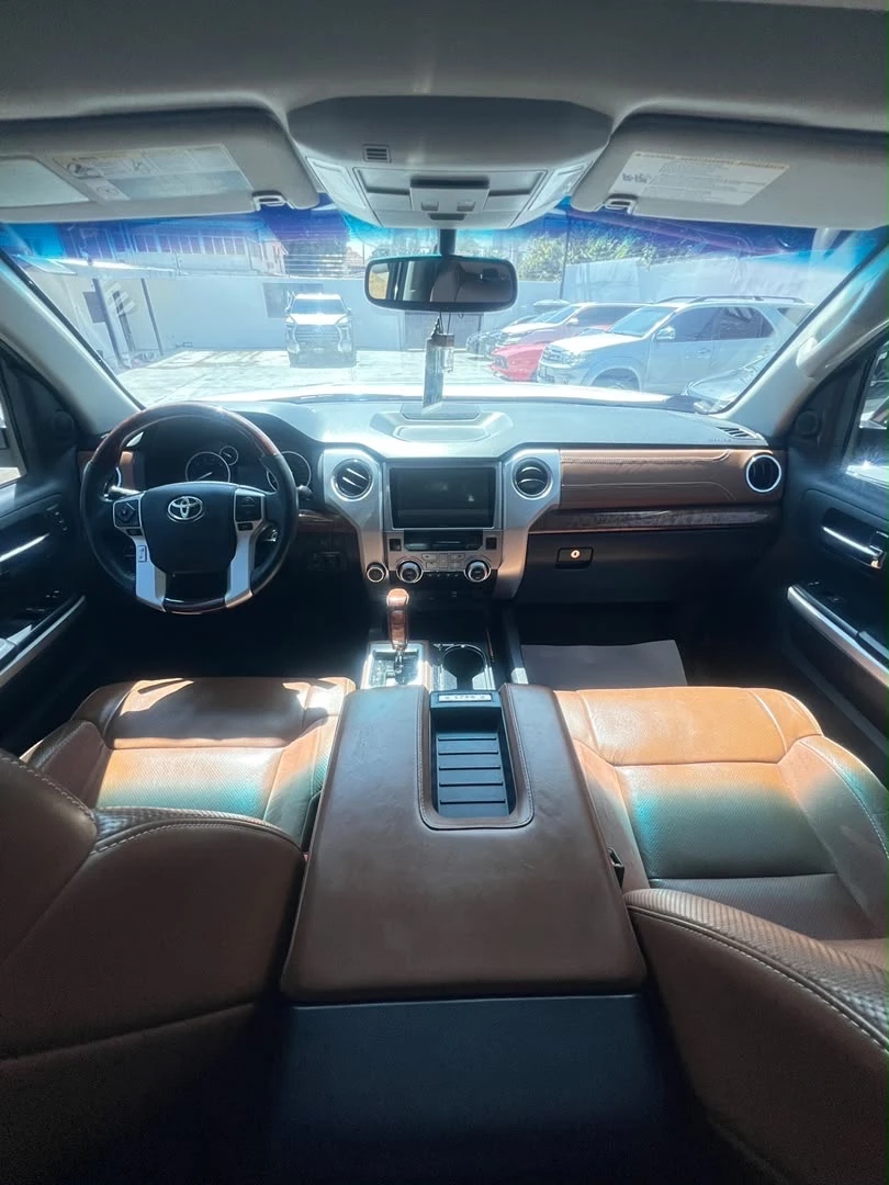 2018 Toyota Tundra Limited Edición 1794 — foto 4