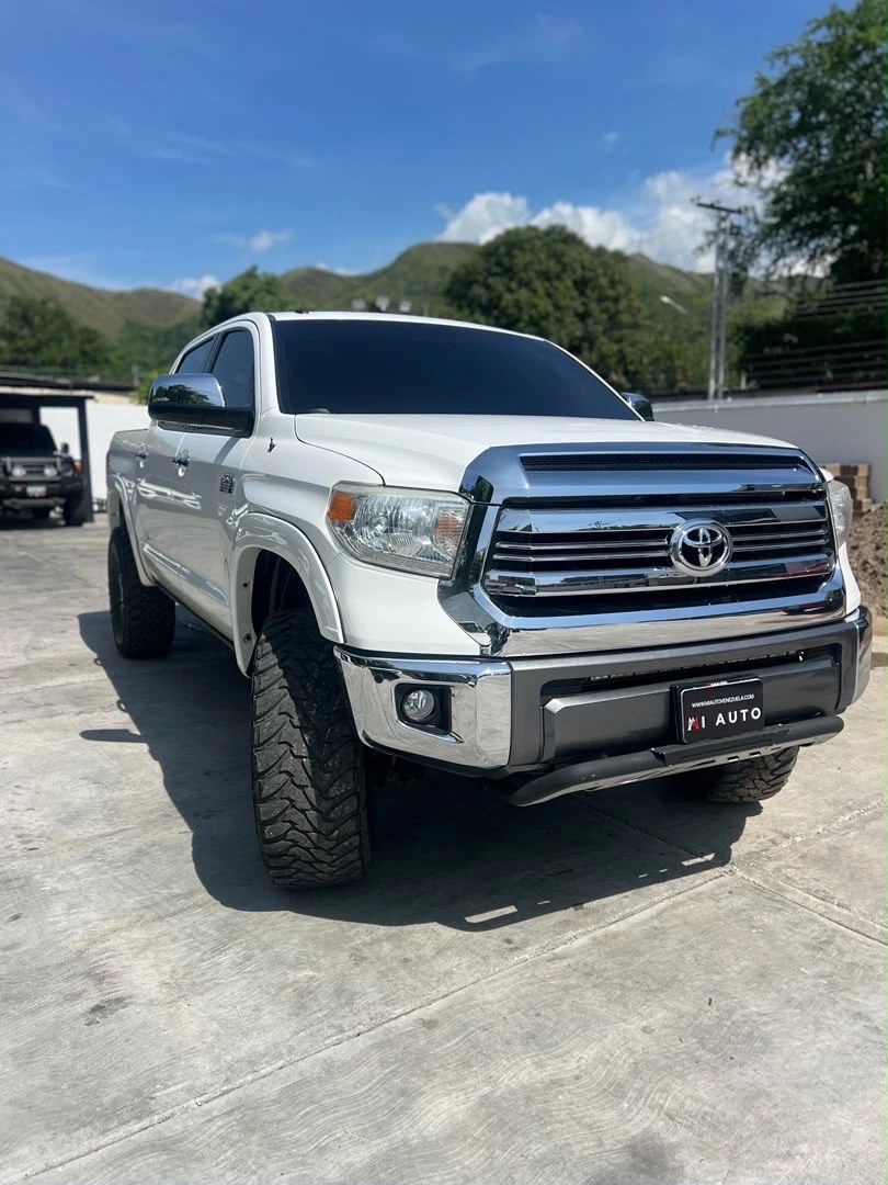 2018 Toyota Tundra Limited Edición 1794 — foto 2