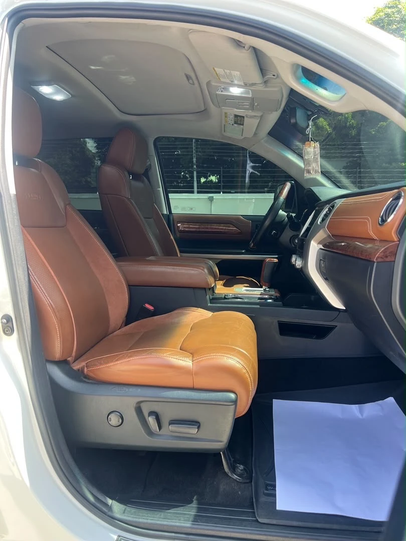 2018 Toyota Tundra Limited Edición 1794 — foto 9