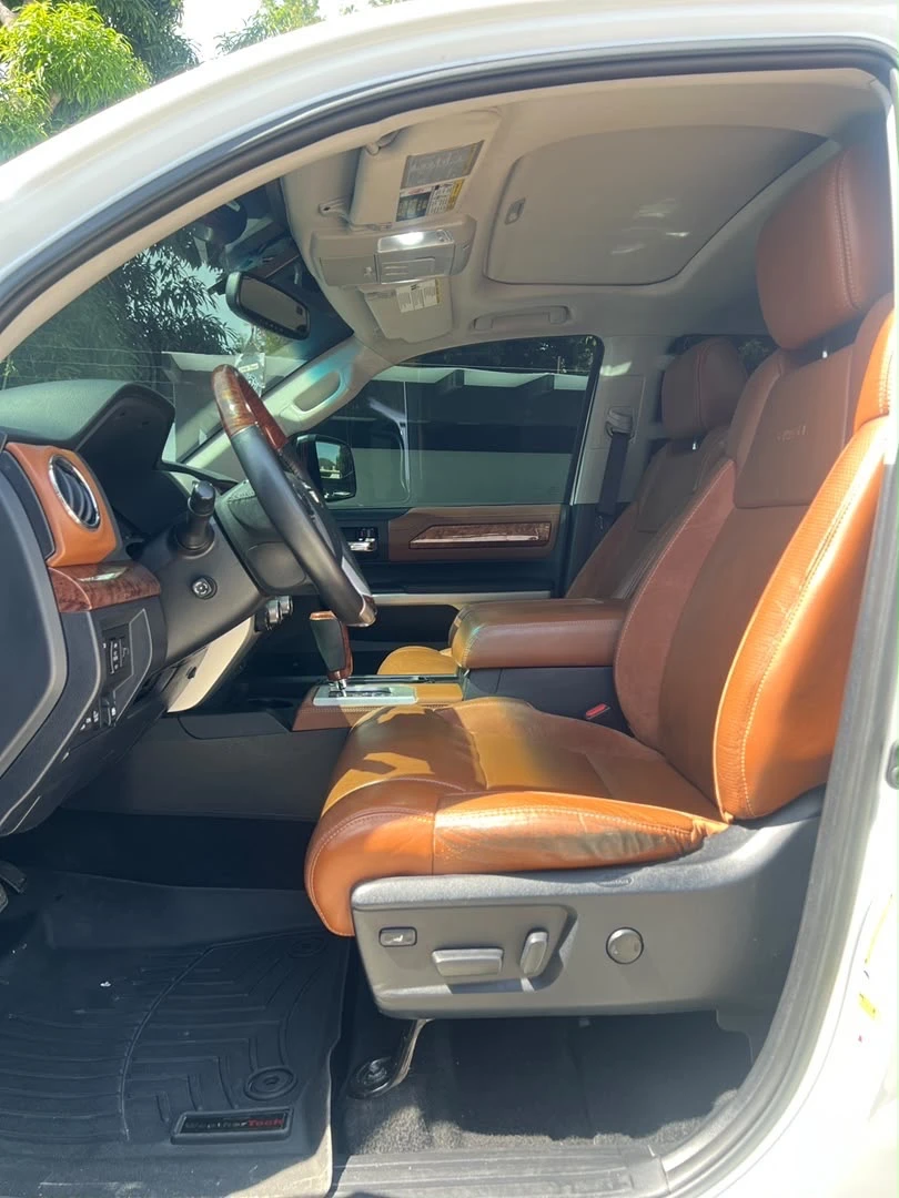 2018 Toyota Tundra Limited Edición 1794 — foto 11