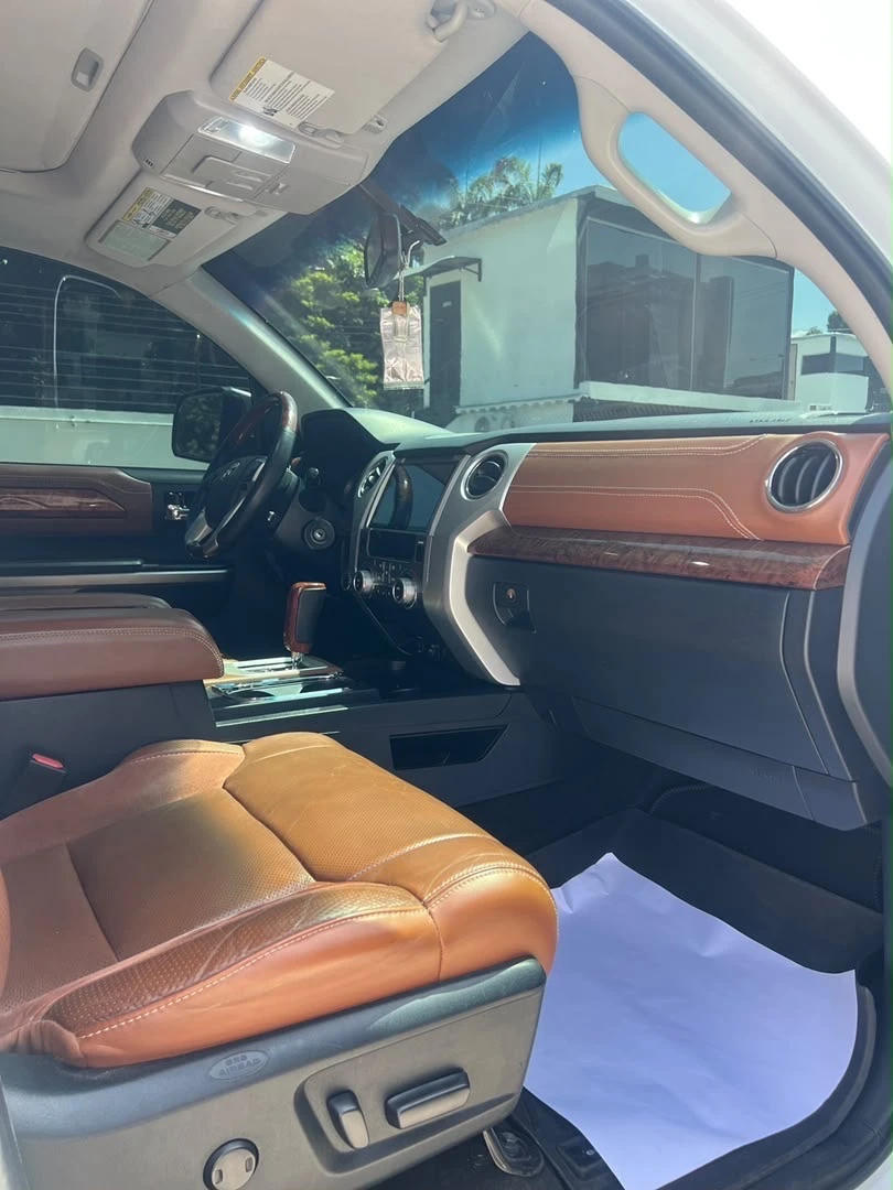 2018 Toyota Tundra Limited Edición 1794 — foto 10