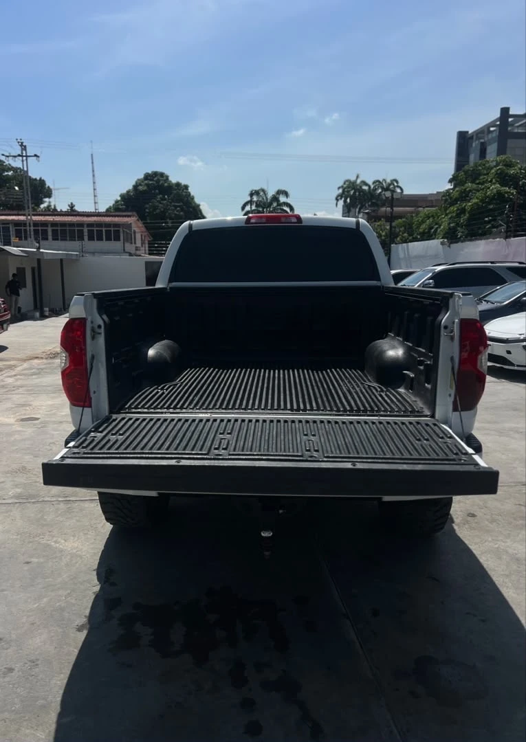 2018 Toyota Tundra Limited Edición 1794 — foto 7