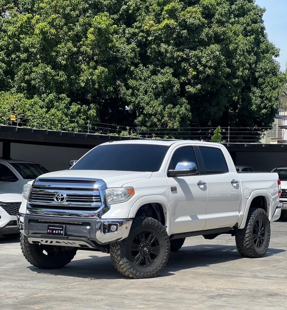 2018 Toyota Tundra Limited Edición 1794 — foto 8