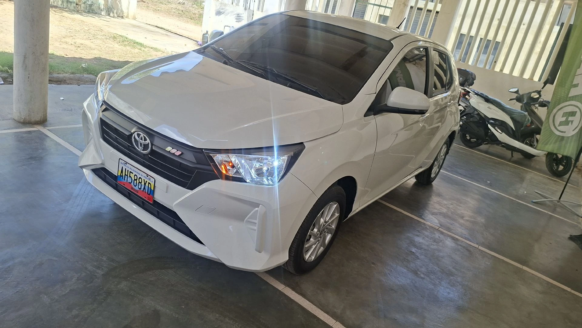 2025 Toyota Agya Hatch back — foto 2